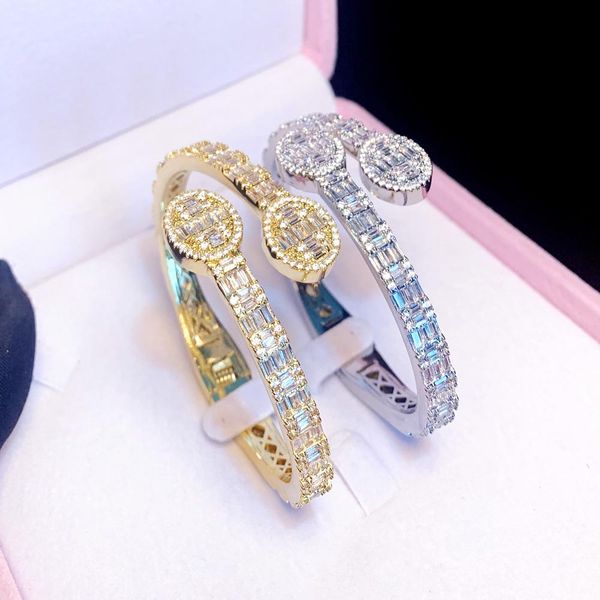 bangle 2022 hiphop iced out bling open oval cross zircon charm bracelets gold silver color baguette aaa cz bangle jewelry for men women, Black
bangle 2022 hiphop iced out bling open oval cross zircon charm bracelets gold silver color baguette aaa cz bangle jewelry for men women, Black