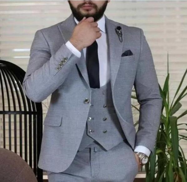 new slim fit one button light grey wedding groom tuxedos peak lapel groomsmen men suits prom blazer jacketpantsvesttie 1721547097, Black;gray
new slim fit one button light grey wedding groom tuxedos peak lapel groomsmen men suits prom blazer jacketpantsvesttie 1721547097, Black;gray