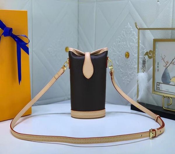 whole fold me bucket mini cross body bags women canvas ice cream cylinder magnet button design shoulder bag m808743299649, Red;black
whole fold me bucket mini cross body bags women canvas ice cream cylinder magnet button design shoulder bag m808743299649, Red;black