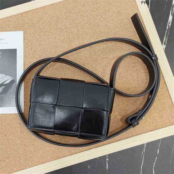 designer bottegas bags venetas cassettes knitted mini shoulder women brand square handbags weave crossbody purse with opp bag 06171 have log
designer bottegas bags venetas cassettes knitted mini shoulder women brand square handbags weave crossbody purse with opp bag 06171 have log