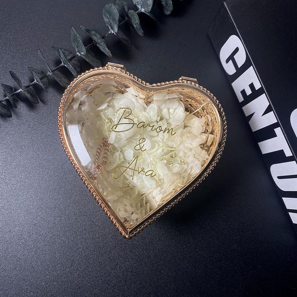 boxes personalized clear glass jewelry box custom heart shape ring boxs necklace jewelrys storage hollow metal craft wedding gift, Black;white
boxes personalized clear glass jewelry box custom heart shape ring boxs necklace jewelrys storage hollow metal craft wedding gift, Black;white