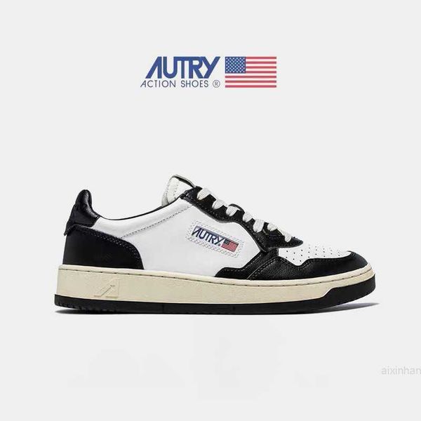 four seasons ins fashion black and panda board autry little white round toe lace up korean genuine leather casual shoes
four seasons ins fashion black and panda board autry little white round toe lace up korean genuine leather casual shoes