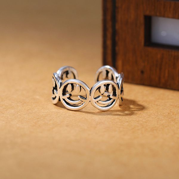 designer rings for women new fashion ring luxury jewelry love ring electroplating smiling face ring silver ring gold ring style is generous, Golden;silver
designer rings for women new fashion ring luxury jewelry love ring electroplating smiling face ring silver ring gold ring style is generous, Golden;silver