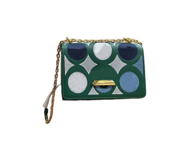 new fashion casual small square bag unique designer shoulder bag summer womens wallet and handbag customized bag 2023 medium handbag high qu
new fashion casual small square bag unique designer shoulder bag summer womens wallet and handbag customized bag 2023 medium handbag high qu