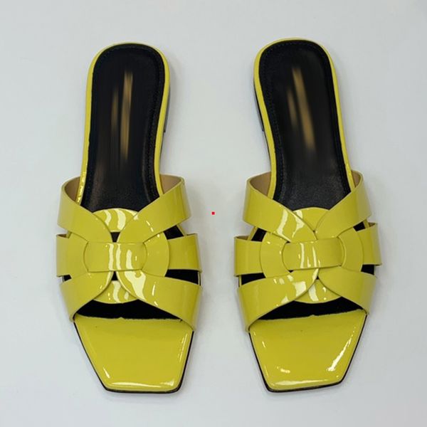 2023 fashion designer slippers women mules rubber bottom width slides hook loop fastener slide women shoes -055, Black
2023 fashion designer slippers women mules rubber bottom width slides hook loop fastener slide women shoes -055, Black