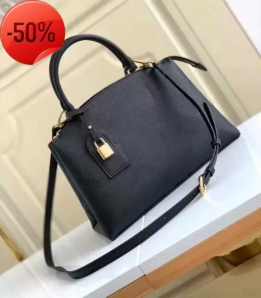 2022 genuine leather bag women handbags designers embossing shoulder messenger bags purse female classic handbag tote satchel m58916eh
2022 genuine leather bag women handbags designers embossing shoulder messenger bags purse female classic handbag tote satchel m58916eh