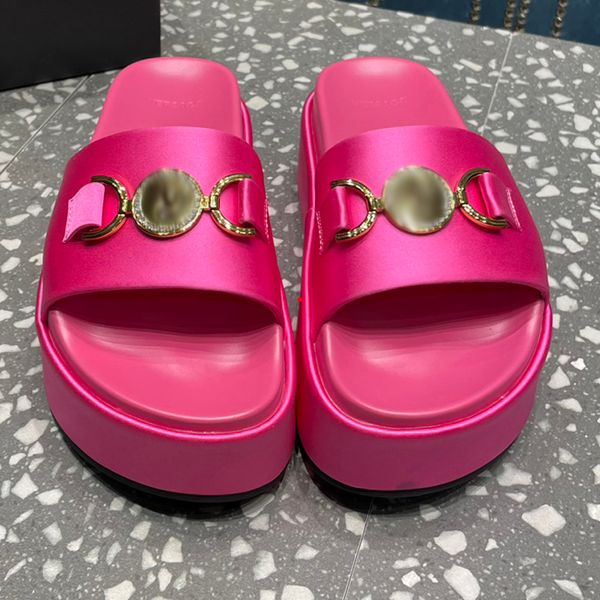 2023 fashion women leather slippers home slipper blooms geranium black oran sandals shoes munich m woman flip flops luxury pantoufles sandal
2023 fashion women leather slippers home slipper blooms geranium black oran sandals shoes munich m woman flip flops luxury pantoufles sandal
