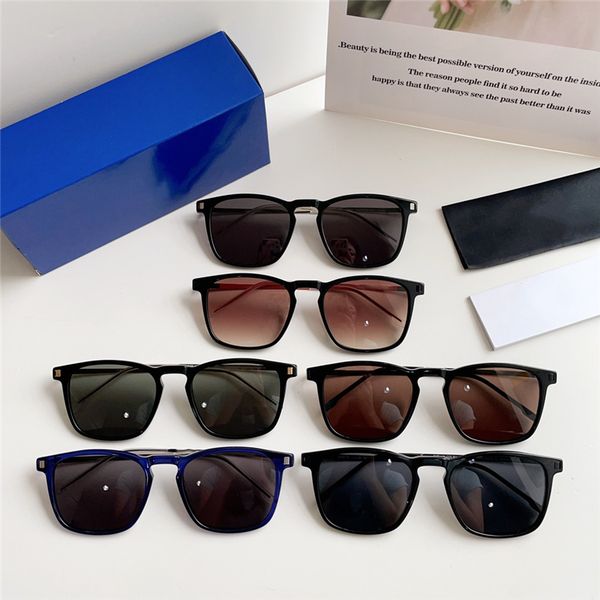original retro ladies designer sunglasses for women mens sunglasses for man fashion cool ultralight design frames with uv400 protective lens, White;black
original retro ladies designer sunglasses for women mens sunglasses for man fashion cool ultralight design frames with uv400 protective lens, White;black