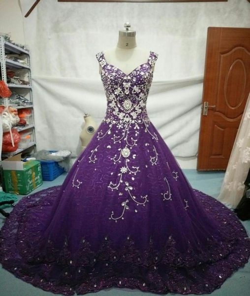 real pos luxury woman beaded vneck sleeveless aline lace long wedding dress purple custom made bridal gown available1359451, White
real pos luxury woman beaded vneck sleeveless aline lace long wedding dress purple custom made bridal gown available1359451, White