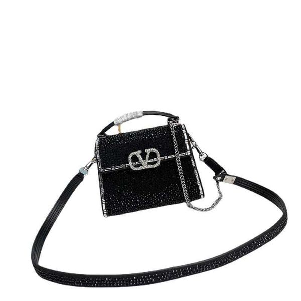 inlaid designer bag diamond crossbody beach bags summer luxurys women handbags crystal mini buckle small handbag
inlaid designer bag diamond crossbody beach bags summer luxurys women handbags crystal mini buckle small handbag