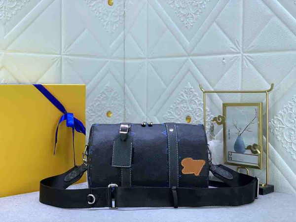 men bag city keepall 27 handbag designer messenger pillow bags luxurious mens shoulder crossbody wallet hobo purses dhgate satchels sacoche
men bag city keepall 27 handbag designer messenger pillow bags luxurious mens shoulder crossbody wallet hobo purses dhgate satchels sacoche