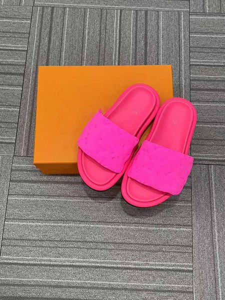 luxury designers womens slippers pool pillow flat comfort mule men sandal summer easy-to-wear style fashion slides size 35-46, Black
luxury designers womens slippers pool pillow flat comfort mule men sandal summer easy-to-wear style fashion slides size 35-46, Black