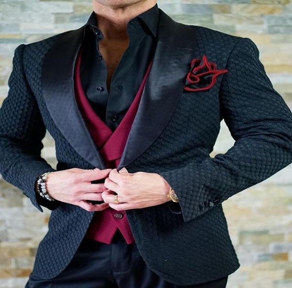 one button black paisley groom tuxedos shawl lapel groomsmen man suits mens wedding suitsjacketpantsvesttie7785808, Black;gray
one button black paisley groom tuxedos shawl lapel groomsmen man suits mens wedding suitsjacketpantsvesttie7785808, Black;gray