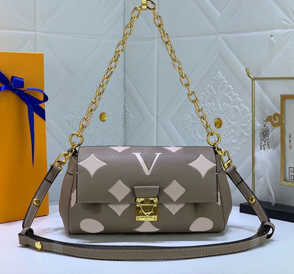 designer womens shoulder bags luxury favorite handbags flowers letter empreinte crossbody bag quality leather ladies underarm pouch fashion
designer womens shoulder bags luxury favorite handbags flowers letter empreinte crossbody bag quality leather ladies underarm pouch fashion