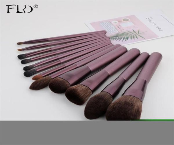 fld 12pcs wood handle makeup brush set blush eye eyeliner powder foundation make up es cosmetic tools kit 2207278661112
fld 12pcs wood handle makeup brush set blush eye eyeliner powder foundation make up es cosmetic tools kit 2207278661112