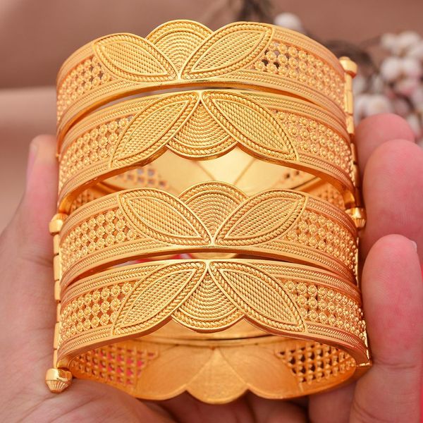 bangle luxury 4pcs/set bangles for women wedding dubai bracelet ethiopian flower bangles african jewelry arab middle east, Black
bangle luxury 4pcs/set bangles for women wedding dubai bracelet ethiopian flower bangles african jewelry arab middle east, Black