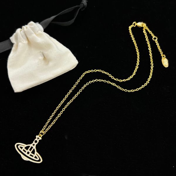 fashion designer vivian pendant necklaces women saturn chokers planet necklace cjeweler woman westwoods jewelry 433242, Silver
fashion designer vivian pendant necklaces women saturn chokers planet necklace cjeweler woman westwoods jewelry 433242, Silver