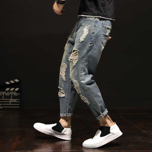 summer thin trendy cropped jeans men's scratched and worn pants loose large fat halen pants, Blue
summer thin trendy cropped jeans men's scratched and worn pants loose large fat halen pants, Blue