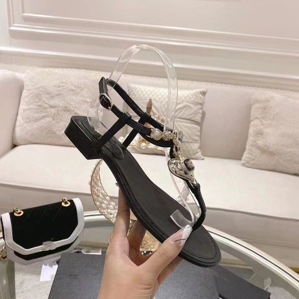 chen quality classic lady sandals metal buckle summer rubber soles lady shoes beach slide letter flat sandals designer shoes metal button la, Black
chen quality classic lady sandals metal buckle summer rubber soles lady shoes beach slide letter flat sandals designer shoes metal button la, Black