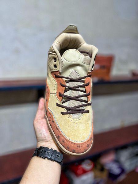 with box 2023 lifestyle basketball shoes courtside 23 brown orange designer athletic sports sneakers men women
with box 2023 lifestyle basketball shoes courtside 23 brown orange designer athletic sports sneakers men women