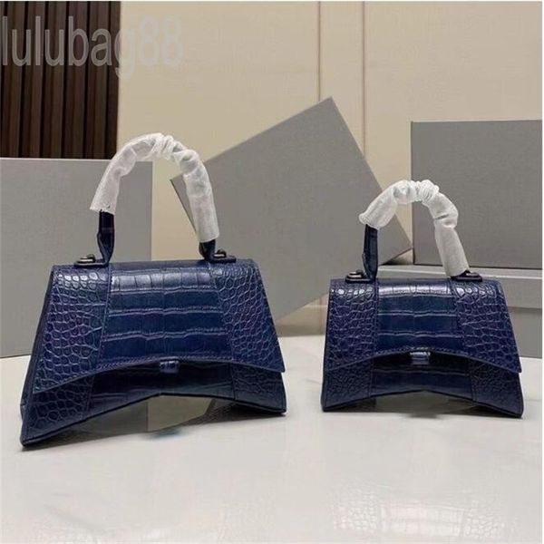 embossed crossbody bags women bags sacoche homme leathers black letter hourglass mens baguette shoulder evening bag crocodiles xb014 f23
embossed crossbody bags women bags sacoche homme leathers black letter hourglass mens baguette shoulder evening bag crocodiles xb014 f23
