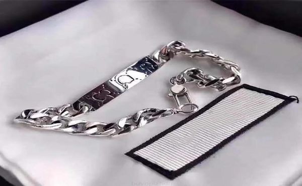 2022 brand new luxurys desingers charm bracelet niche men and women with same genie monmster skull love fearless sterling silver c6085761, Golden;silver
2022 brand new luxurys desingers charm bracelet niche men and women with same genie monmster skull love fearless sterling silver c6085761, Golden;silver