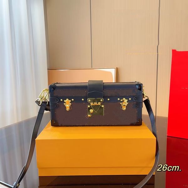 classic jewelry hard box trunk bags handbags france brand old flower genuine leather shoulder bag designer women storage crossbody 26cm
classic jewelry hard box trunk bags handbags france brand old flower genuine leather shoulder bag designer women storage crossbody 26cm