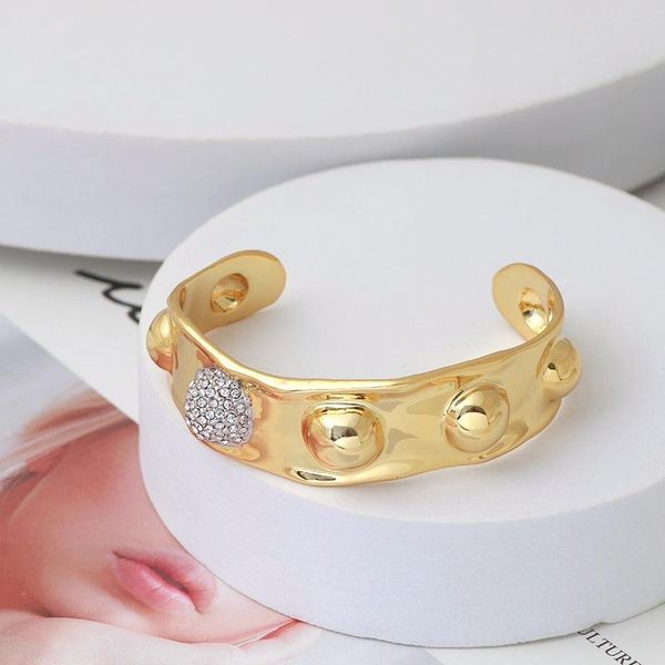 bangle european and american retro jewelry fashion exaggerated large bracelet inlaid with zircon jewelry for woman 2022 trend, Black
bangle european and american retro jewelry fashion exaggerated large bracelet inlaid with zircon jewelry for woman 2022 trend, Black