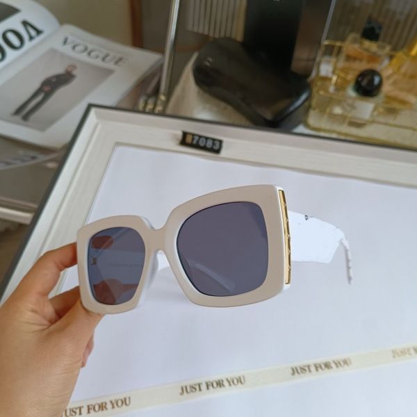 2023 luxury sunglasses nylon lenses designer women's men's goggles premium glasses women's glasses frame retro metal sunglass, White;black
2023 luxury sunglasses nylon lenses designer women's men's goggles premium glasses women's glasses frame retro metal sunglass, White;black