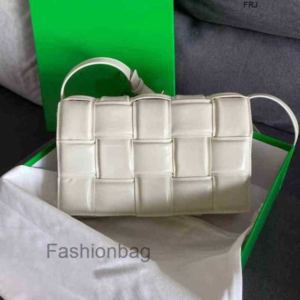 designer bottegas bags venetas cassettes designer classic underarm luxurys leather woven pillow high womens messenger shoulder cas have logo
designer bottegas bags venetas cassettes designer classic underarm luxurys leather woven pillow high womens messenger shoulder cas have logo