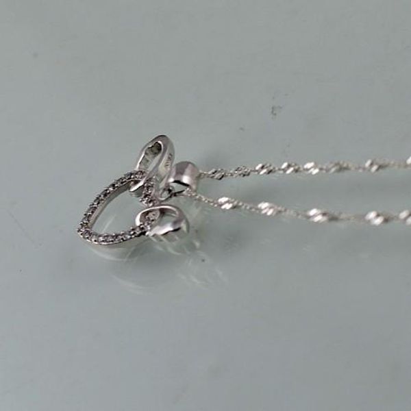 necklaces 2021 new three heartshaped zircon pendant s925 silver necklace suitable for couple gifts
necklaces 2021 new three heartshaped zircon pendant s925 silver necklace suitable for couple gifts
