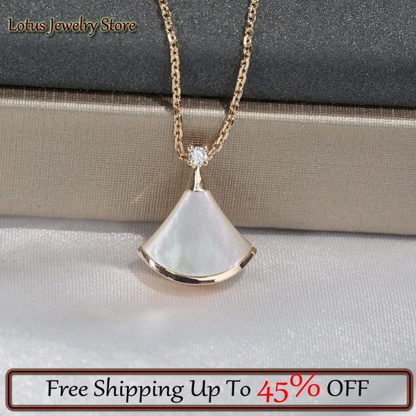 necklaces titanium steel classic small skirt pendant necklace personality fan shape women's clavicle chain holiday jewelry, Silver
necklaces titanium steel classic small skirt pendant necklace personality fan shape women's clavicle chain holiday jewelry, Silver