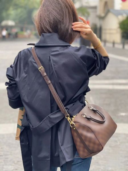 5A+ quality 3 size speedy 25 30 35 travel bag M41113 with shoulder strap luxury tote handbag White check designer mens duffle bag cross body Women travel clutch bag, M0n0gram
5A+ quality 3 size speedy 25 30 35 travel bag M41113 with shoulder strap luxury tote handbag White check designer mens duffle bag cross body Women travel clutch bag, M0n0gram