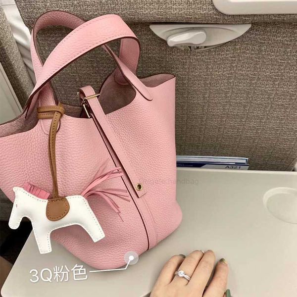 designer handbag picotin lock cargo high-texture calfskin basket bag litchi pattern layer togo leather handbag large capacity leather bucket
designer handbag picotin lock cargo high-texture calfskin basket bag litchi pattern layer togo leather handbag large capacity leather bucket