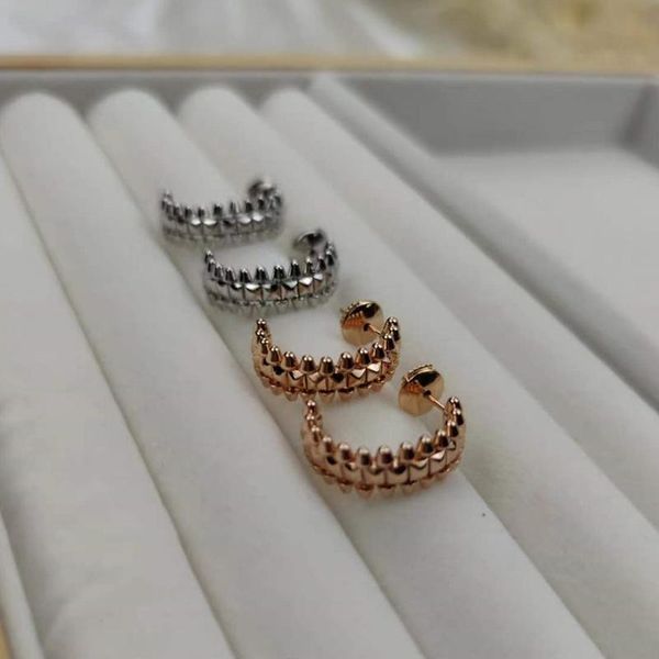 stud 925 silver goldplated european and american highgrade bullet rivet earrings ladies personality fashion brand jewelry gift, Golden;silver
stud 925 silver goldplated european and american highgrade bullet rivet earrings ladies personality fashion brand jewelry gift, Golden;silver