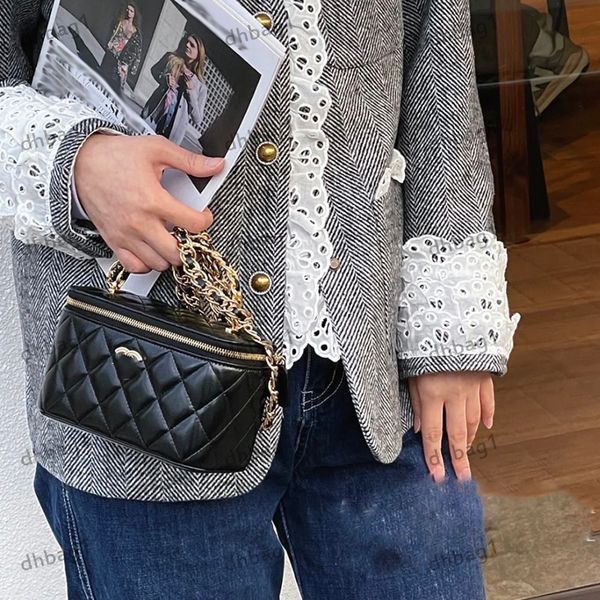 designer mini makeup bag braided handle handbag hardware metal buckles ringer pattern gold chain crossbody bags with mirror makeup case chan
designer mini makeup bag braided handle handbag hardware metal buckles ringer pattern gold chain crossbody bags with mirror makeup case chan
