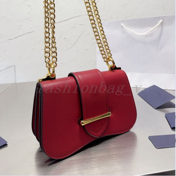 designer crossbody bag women classic leather metal chain bag shopping party handbag luxurys bags
designer crossbody bag women classic leather metal chain bag shopping party handbag luxurys bags