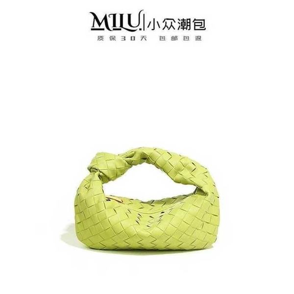 venetas handbags designer woven bottegas cloud with high face value female niche design 2022 leather casual fashion hand held armpit dumplin
venetas handbags designer woven bottegas cloud with high face value female niche design 2022 leather casual fashion hand held armpit dumplin