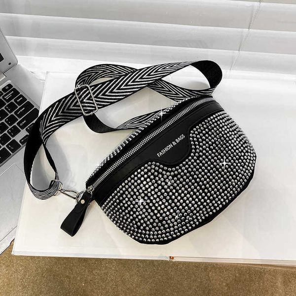 rhinestone waist bag for women 2023 new fashion korean edition shiny small chest foreign versatile crossbody 230523
rhinestone waist bag for women 2023 new fashion korean edition shiny small chest foreign versatile crossbody 230523