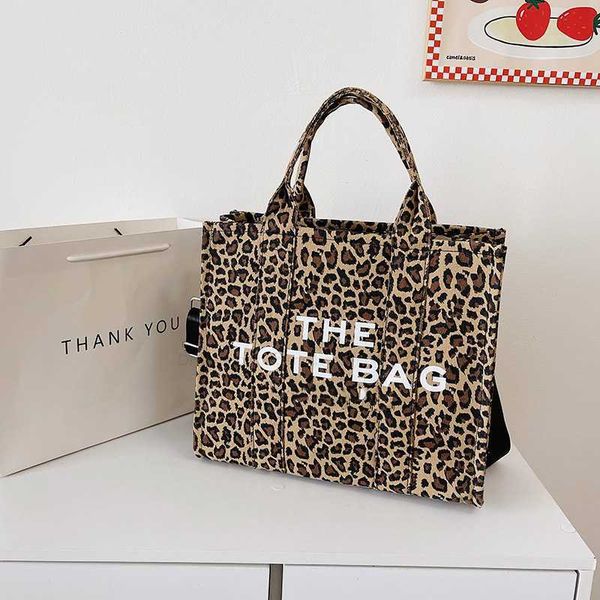the tote marc the women's new versatile canvas shoulder leopard pattern bag jacobsyayojocobs
the tote marc the women's new versatile canvas shoulder leopard pattern bag jacobsyayojocobs