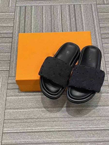 2023 designers women slippers pool pillow flat comfort mule luxury men slide sandal summer outdoor fashion slipper slides flip flop size eur, Black
2023 designers women slippers pool pillow flat comfort mule luxury men slide sandal summer outdoor fashion slipper slides flip flop size eur, Black