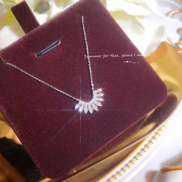flower silver color aaaaa zircon pendant charm wedding pendants necklace for women birthday party choker jewelry
flower silver color aaaaa zircon pendant charm wedding pendants necklace for women birthday party choker jewelry