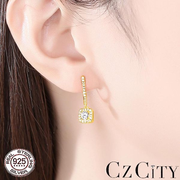 huggie czcity new fashion cz hoop earrings for women wedding engagement fine jewelry 925 sterling silver square pendant pendientes gift, Golden;silver
huggie czcity new fashion cz hoop earrings for women wedding engagement fine jewelry 925 sterling silver square pendant pendientes gift, Golden;silver