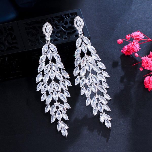 knot cwwzircons sparkling cubic zirconia long dangly drop leaf feather wedding earrings for women costume jewelry accessories cz945, Silver
knot cwwzircons sparkling cubic zirconia long dangly drop leaf feather wedding earrings for women costume jewelry accessories cz945, Silver