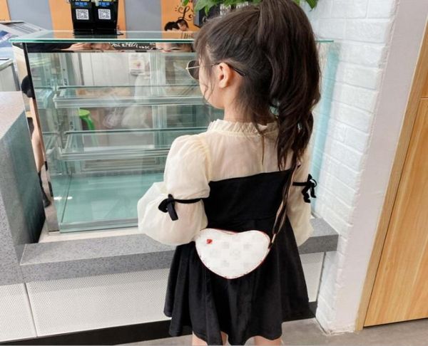 fashion kids love heart mini purse children flower printed wallet cute baby girls stripe accessories bag pu one shoudler bags f4199718124, White
fashion kids love heart mini purse children flower printed wallet cute baby girls stripe accessories bag pu one shoudler bags f4199718124, White
