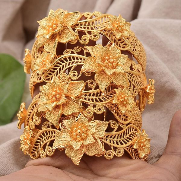 bangle 4pcs/lot gold color bangles for women dubai bride wedding cuff bracelet africa bangles jewelry gold charm bracelet party gifts, Black
bangle 4pcs/lot gold color bangles for women dubai bride wedding cuff bracelet africa bangles jewelry gold charm bracelet party gifts, Black