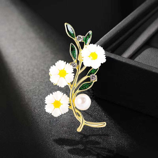 pins brooches women's elegant and exquisite gardenia enamel brooch fashion design women's leisure set office badge tight corset cl, Gray
pins brooches women's elegant and exquisite gardenia enamel brooch fashion design women's leisure set office badge tight corset cl, Gray