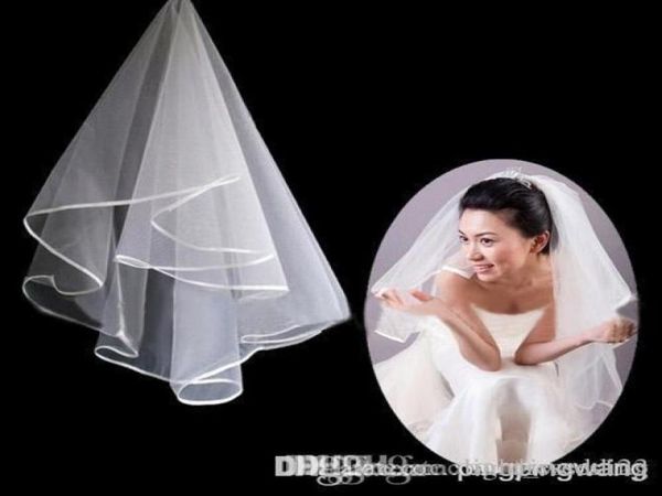 2018 fashion cathedral length wedding veil promotion with comb twolayers veil beautiful lace appliques bridal veils4141832, Black
2018 fashion cathedral length wedding veil promotion with comb twolayers veil beautiful lace appliques bridal veils4141832, Black