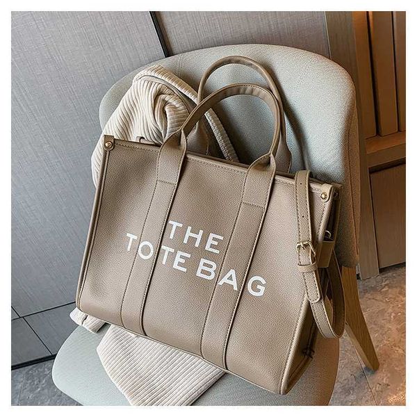 the tote marc luggage new style printed letter carrying large capacity simple single shoulder messenger bag jacobstlyrjocobs
the tote marc luggage new style printed letter carrying large capacity simple single shoulder messenger bag jacobstlyrjocobs