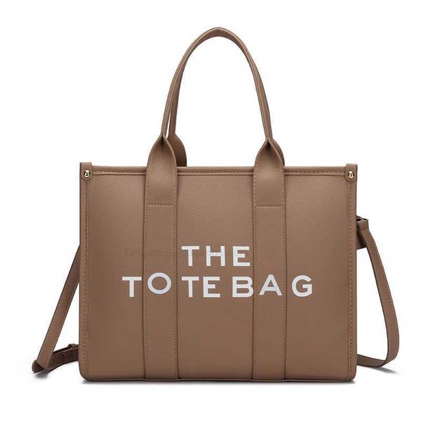 the tote marc single shoulder portable large capacity bug printing commuting fashionable women's bag jacobsro0pjocobs
the tote marc single shoulder portable large capacity bug printing commuting fashionable women's bag jacobsro0pjocobs